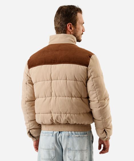 jaqueta puffer masculina gola alta com recorte  bege