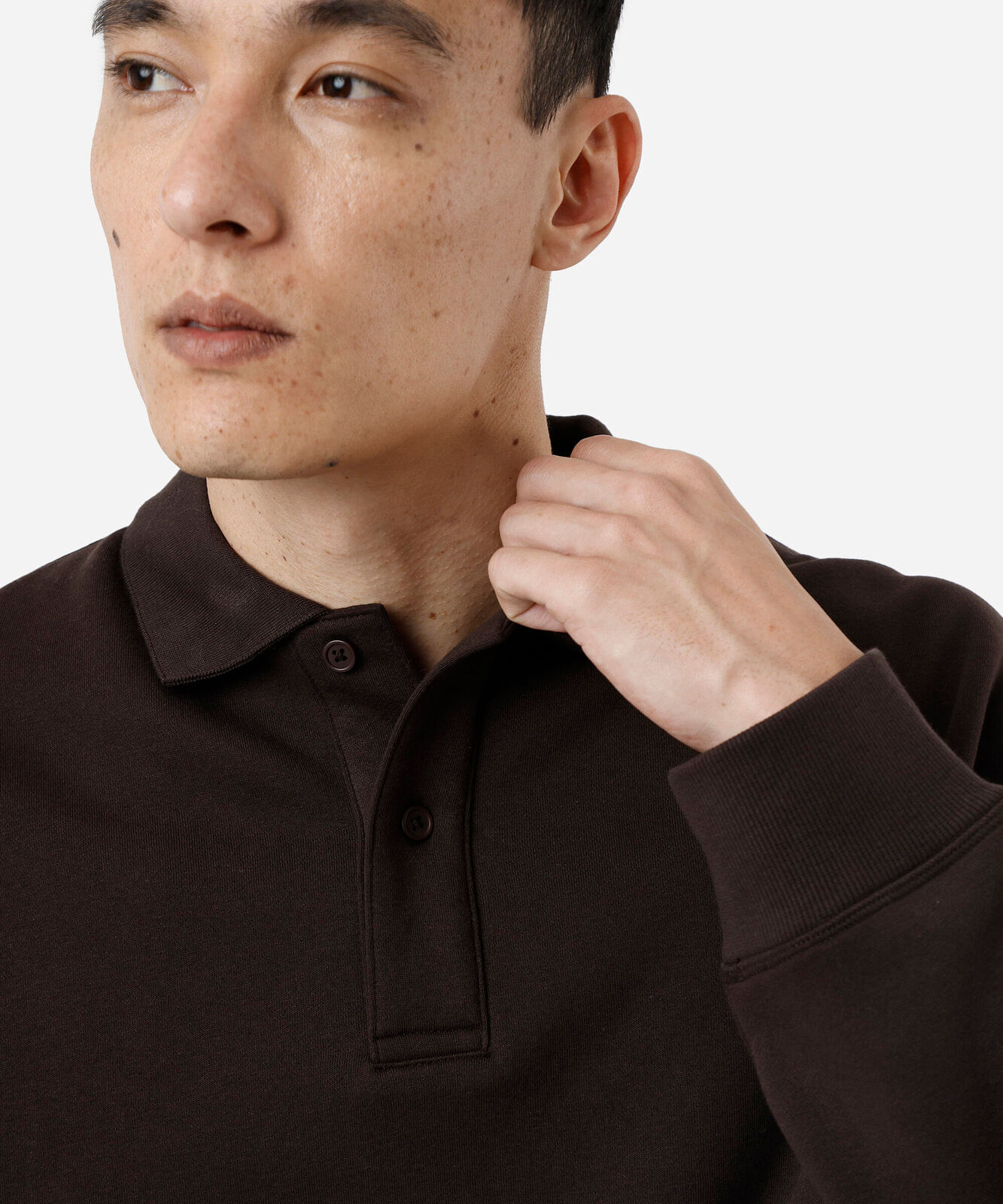blusão oversized masculino de moletom com gola marrom