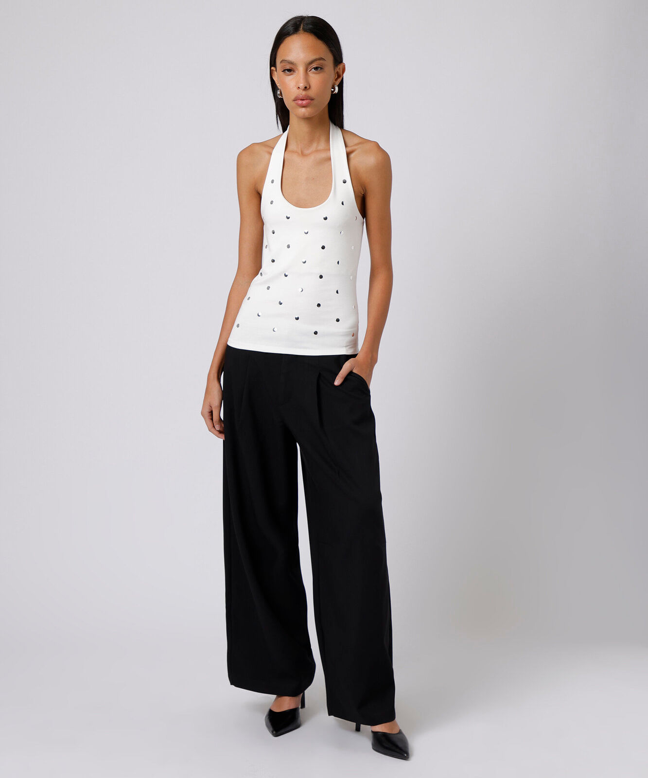 blusa frente única feminina com tachas mindset off white