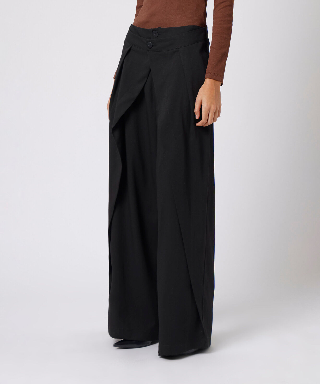 calça de alfaiataria feminina cós duplo com pregas mindset preta