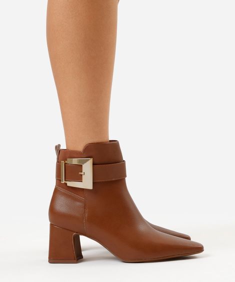 bota cano curto bico fino com fivela beira rio marrom