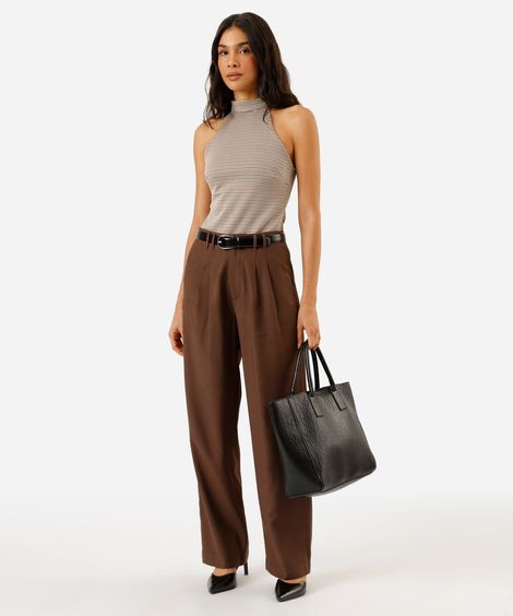 calça de alfaiataria feminina com pregas cintura alta marrom