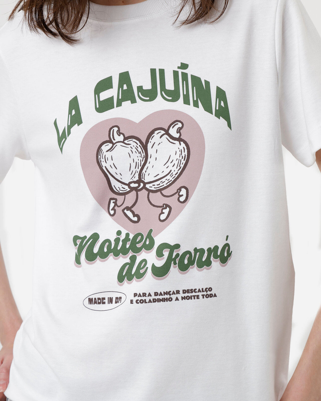 camiseta feminina com algodão manga curta estampada off white