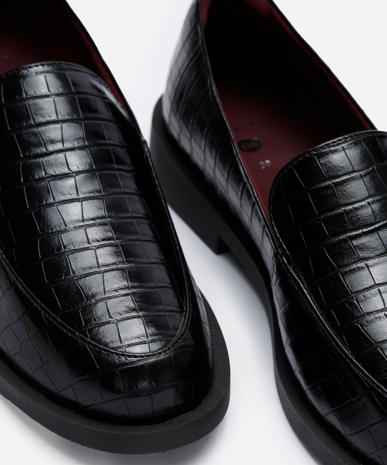 mocassim croco mindset preto