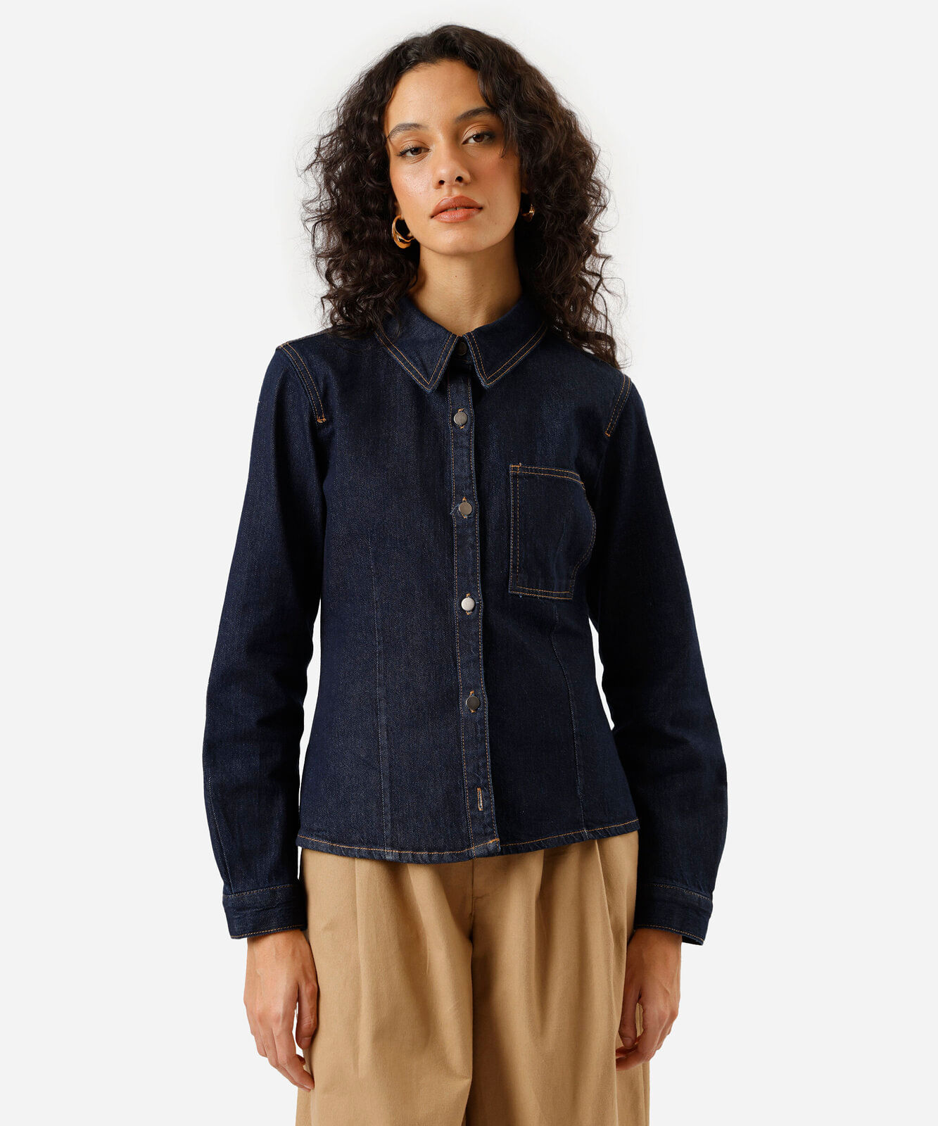 camisa acinturada feminina jeans manga longa  azul
