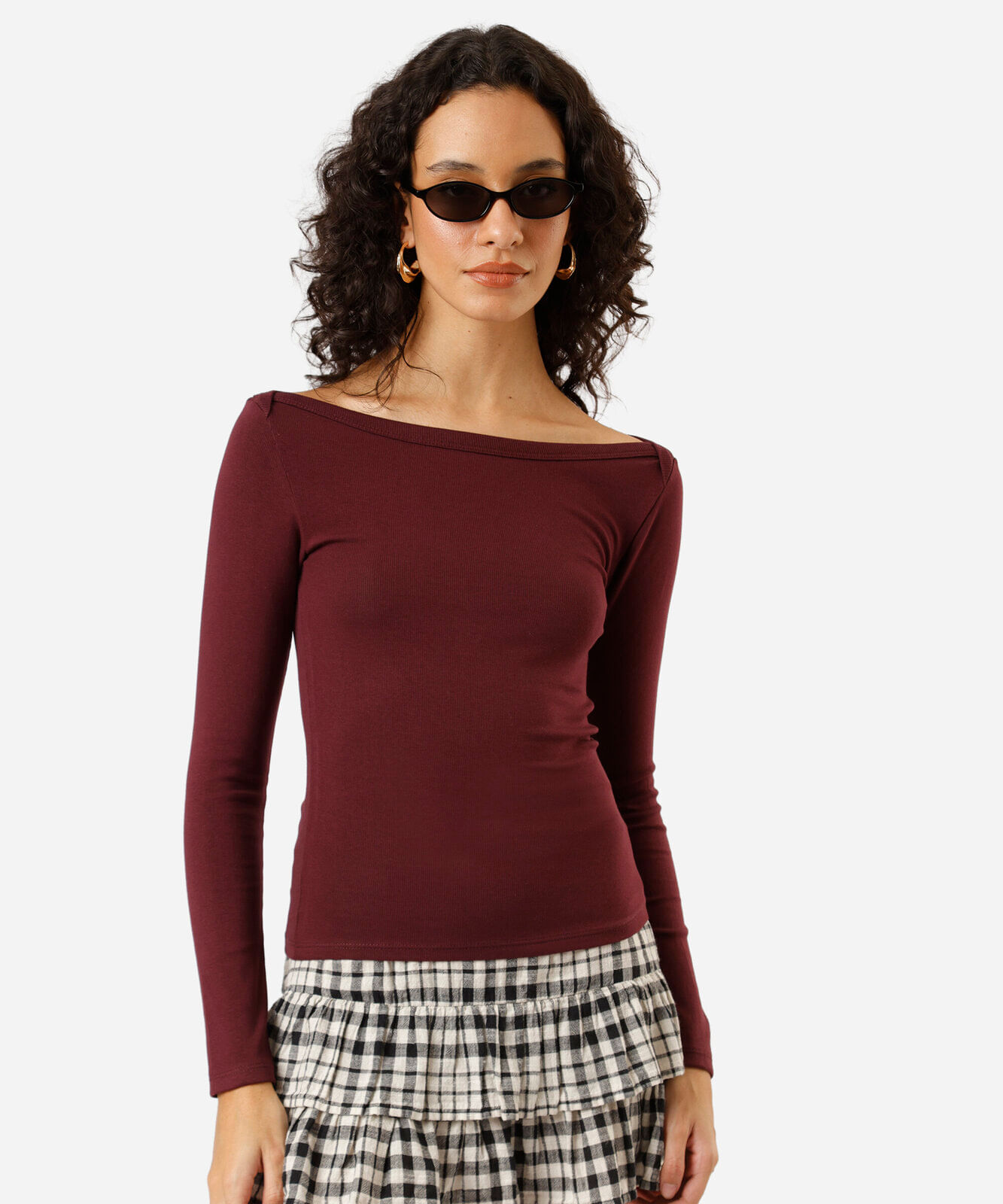 blusa feminina de algodão decote canoa manga longa canelada vinho