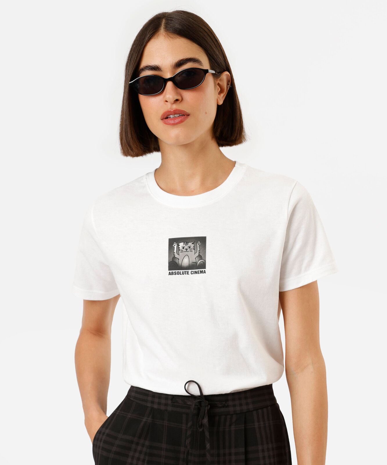 camiseta feminina de algodão manga curta estampada off white