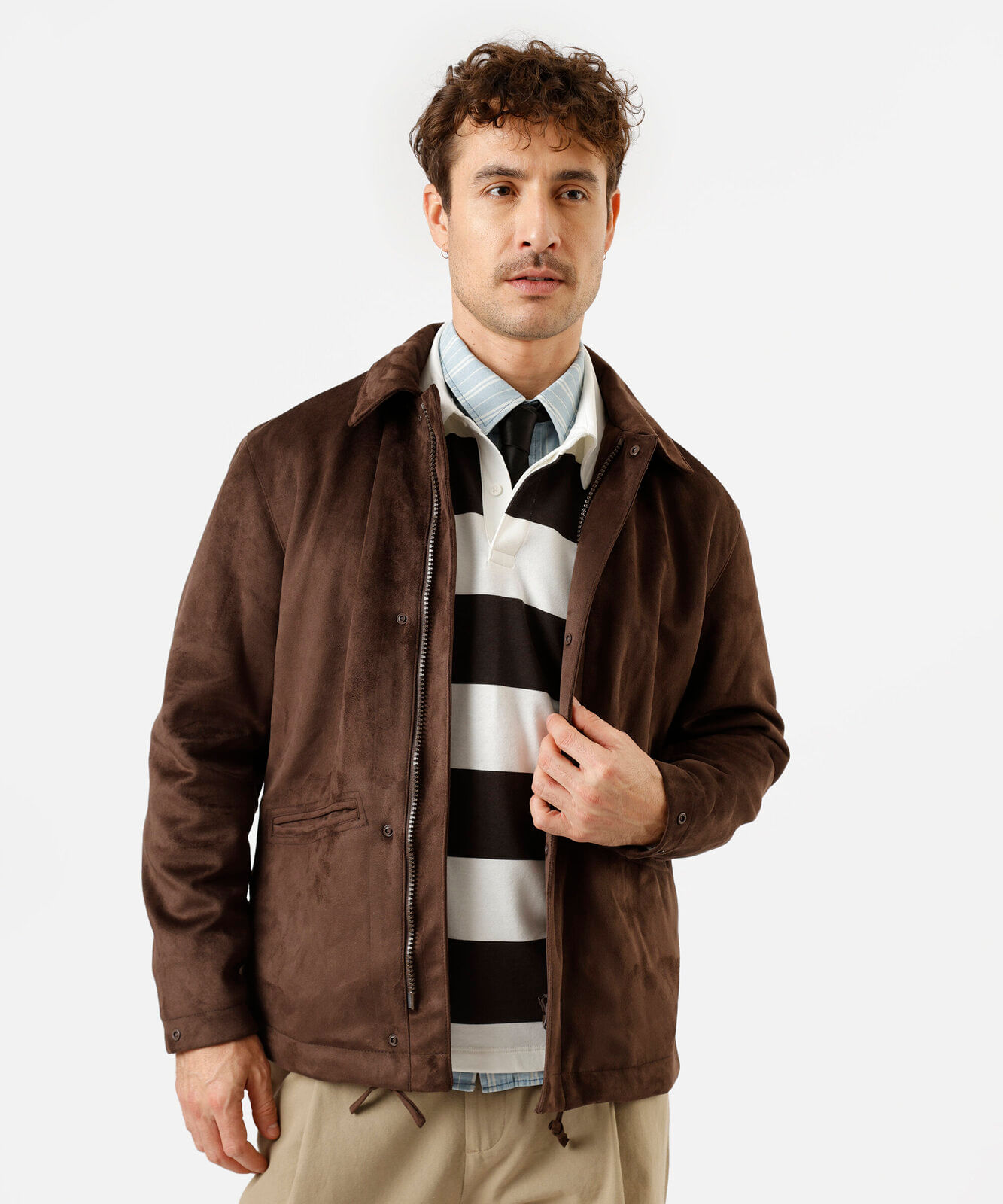 jaqueta masculina de suede com bolsos marrom