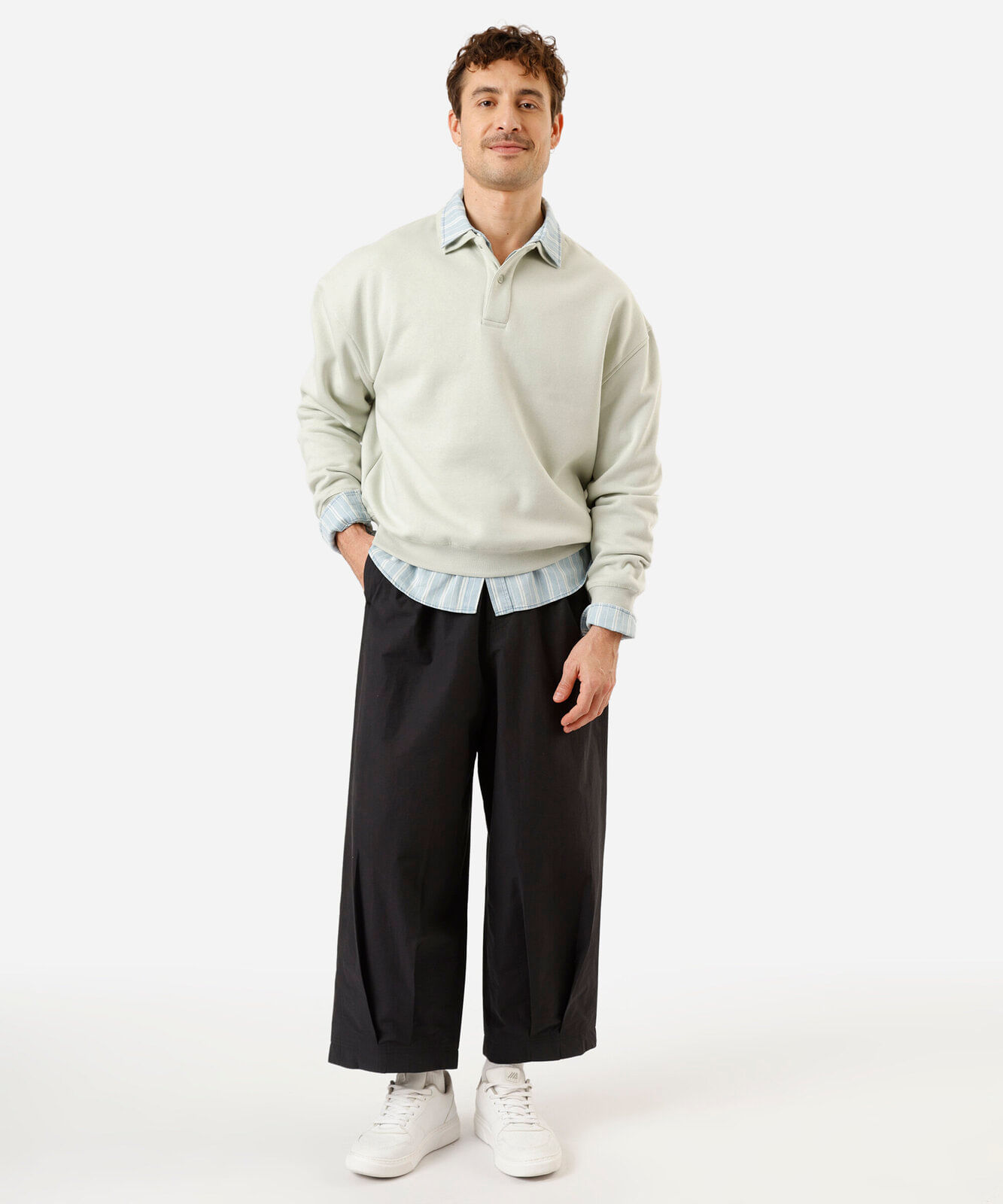 blusão oversized masculino de moletom com gola verde