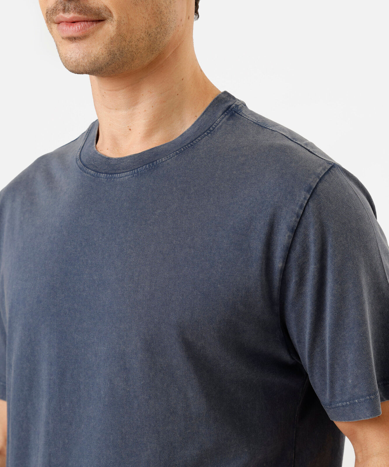camiseta masculina de algodão manga curta estonada azul