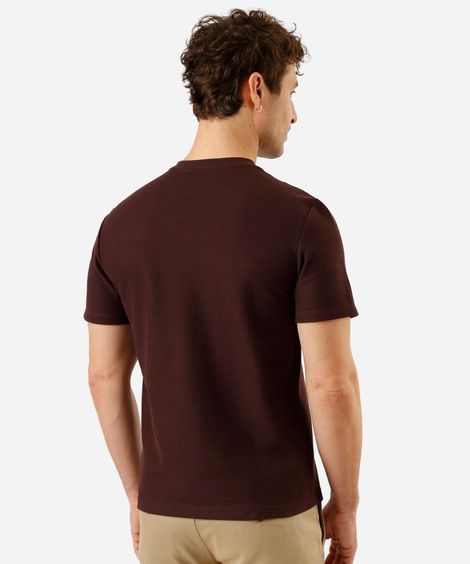 camiseta de algodão texturizada manga curta vinho