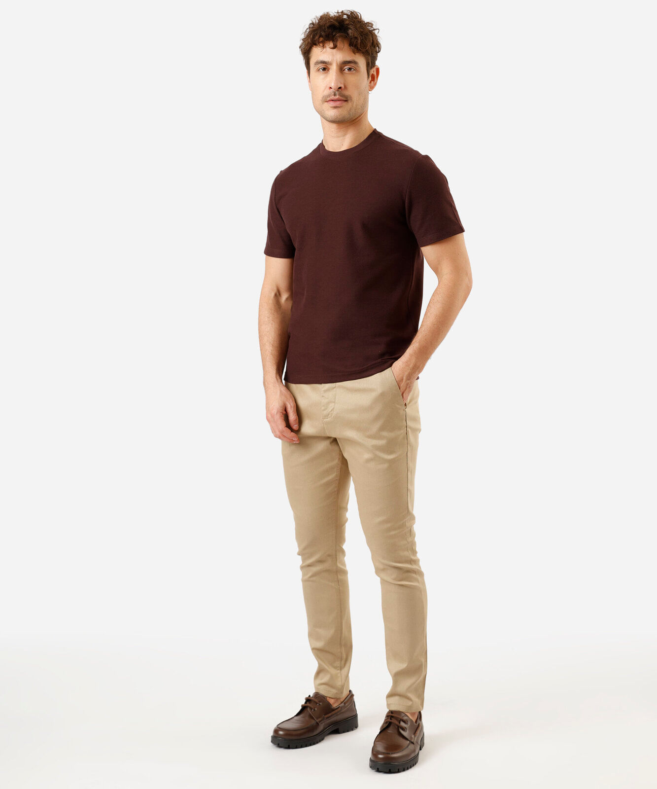 camiseta de algodão texturizada manga curta vinho