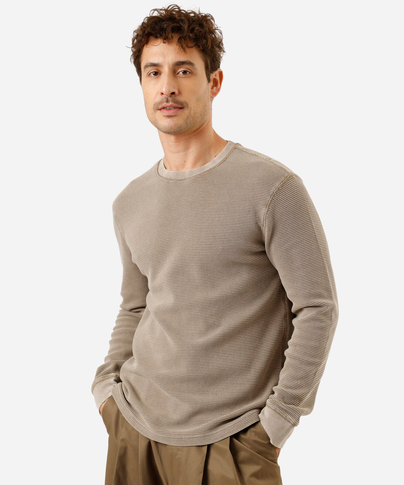 camiseta masculina de algodão manga longa texturizada estonada bege