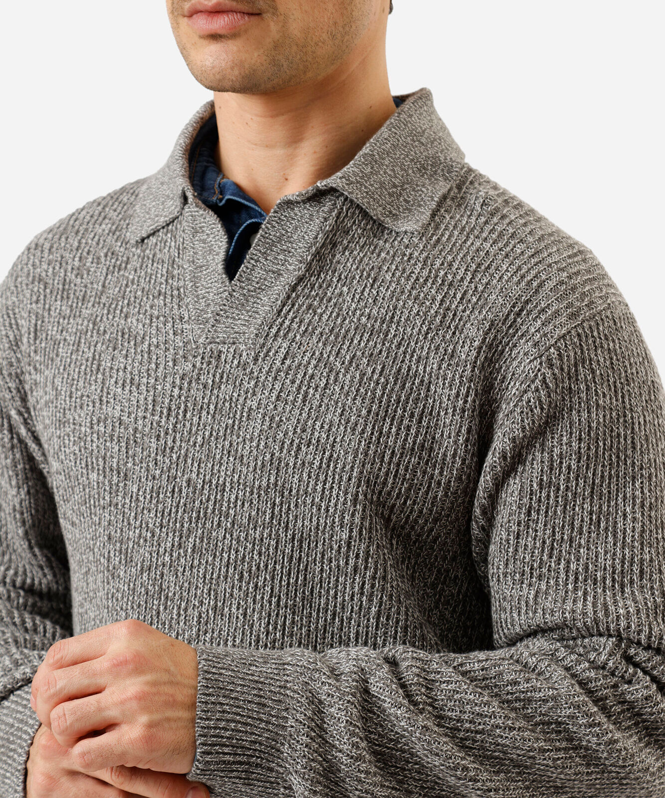 suéter polo masculino de tricot cinza