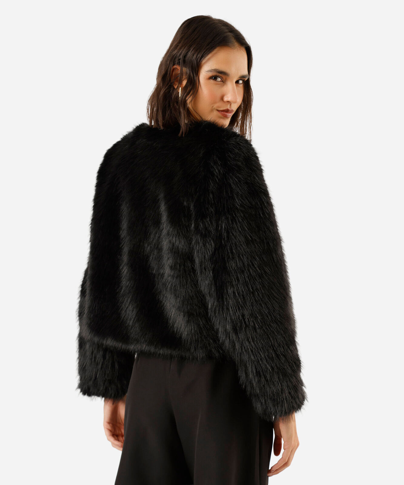 casaco feminino de pelúcia preto