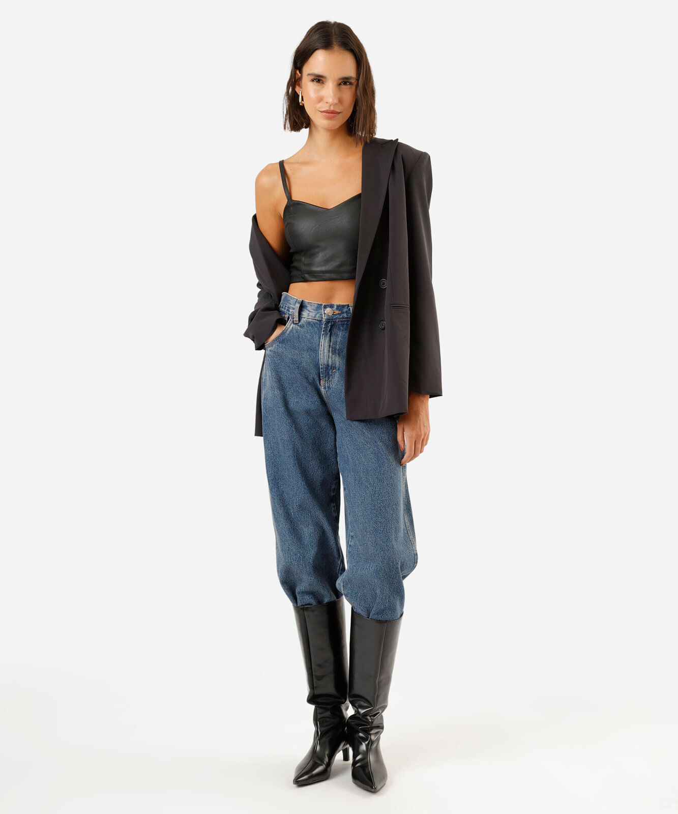 top cropped feminino de pu alça fina preto