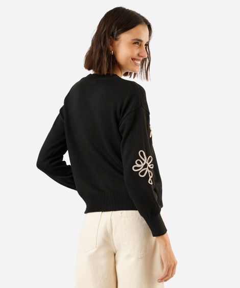 suéter feminino de tricot com bordado preto