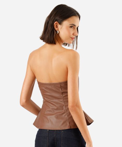blusa peplum sem alça feminina de pu com recortes marrom