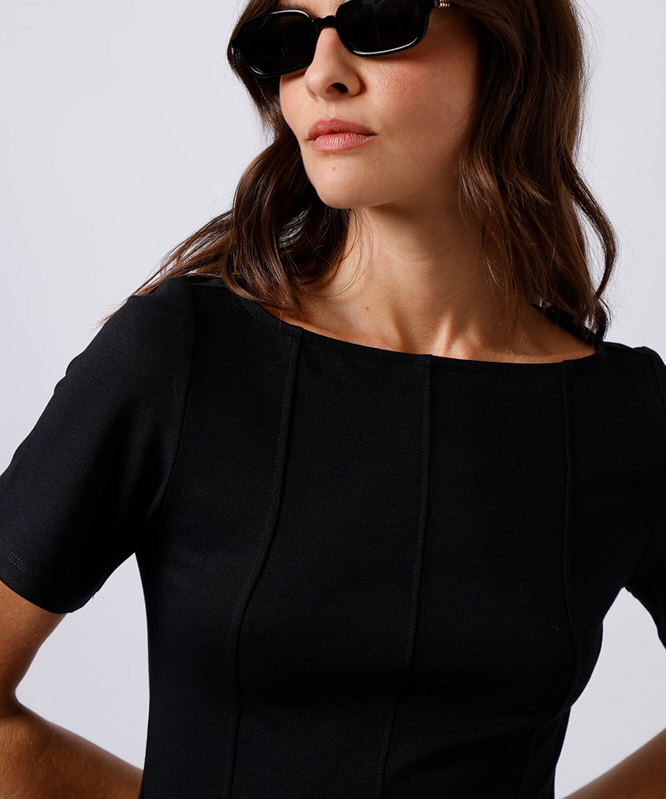 blusa peplum feminina com viscose decote canoa manga curta mindset preta