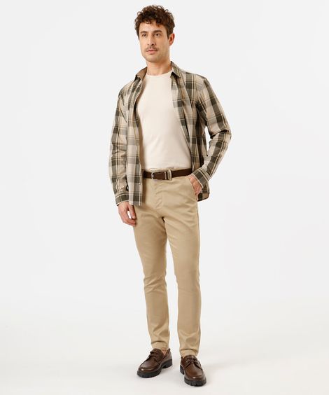 calça chino carrot de alfaiataria masculina cinza