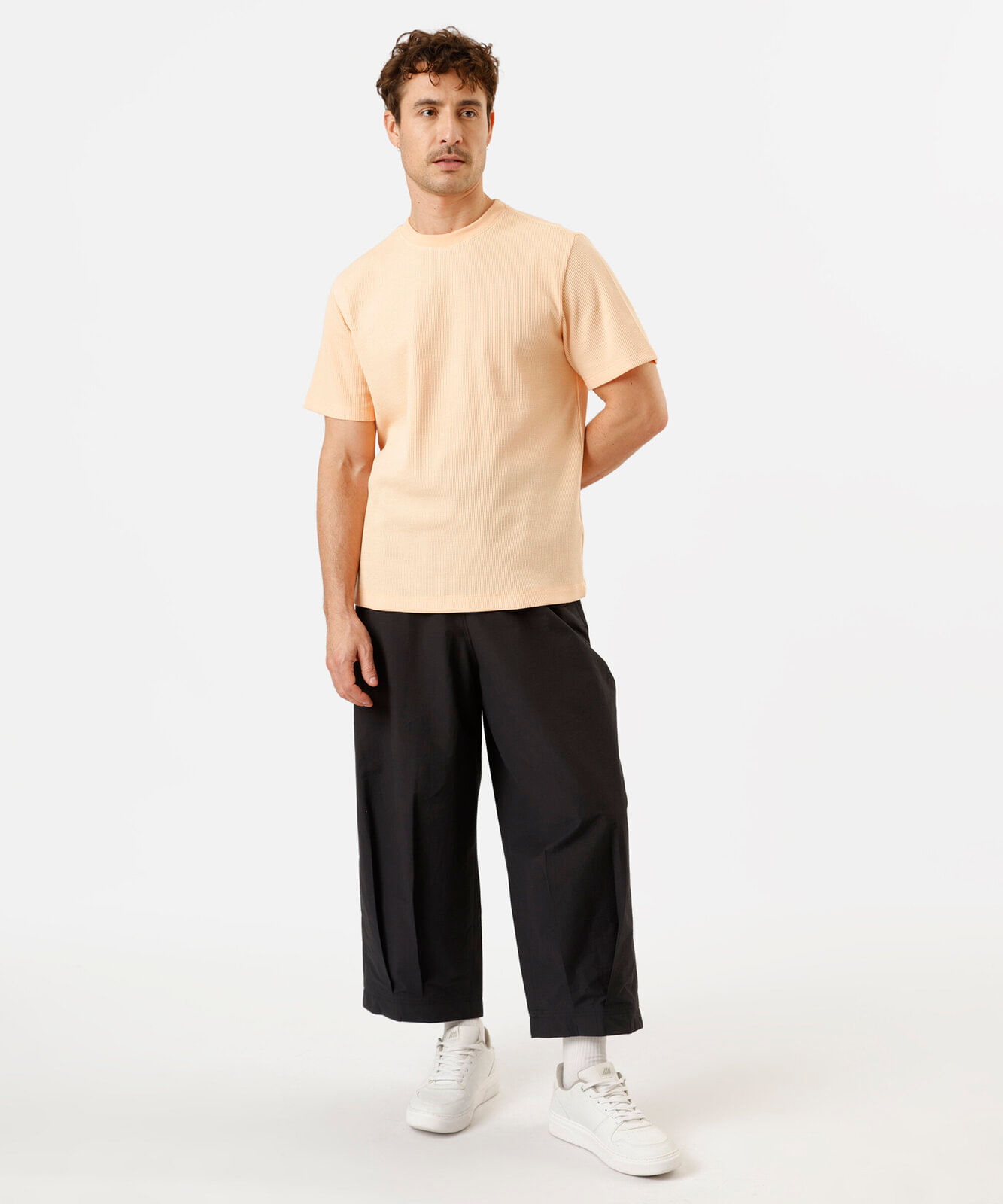 camiseta masculina manga curta texturizada laranja
