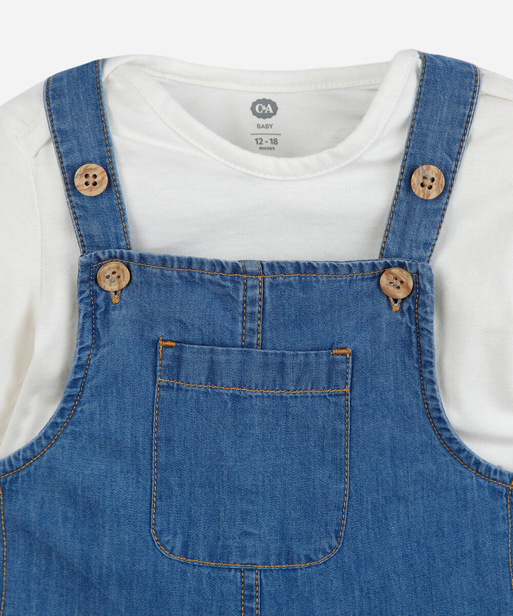jardineira infantil jeans com camiseta azul
