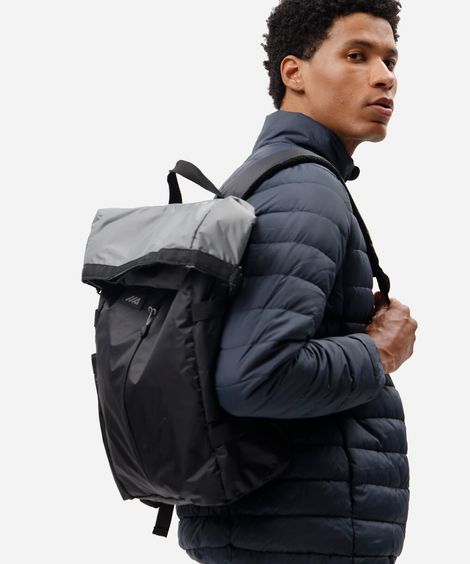 mochila esportiva dobrável preta