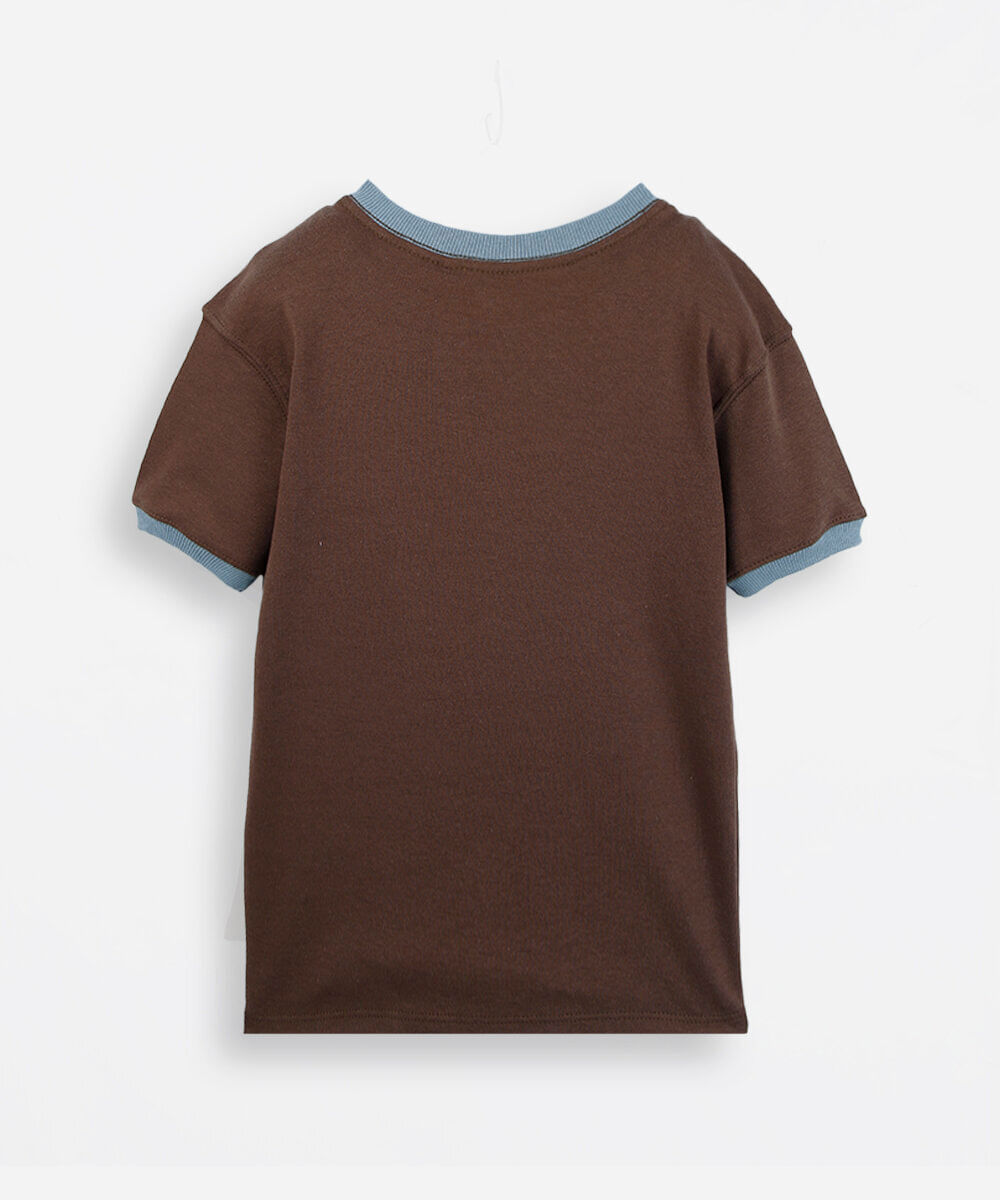 camiseta infantil de algodão manga curta marrom