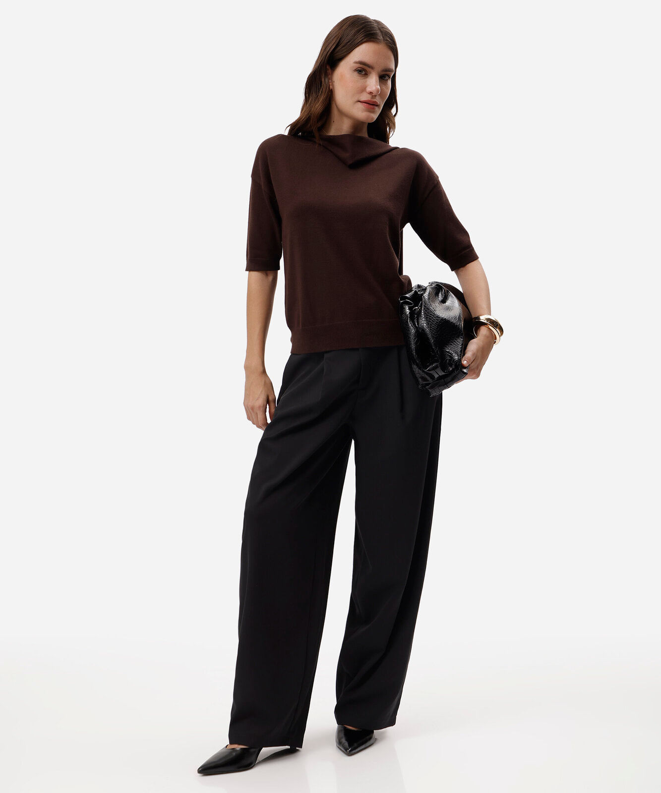 blusa feminina de tricot com gola manga curta marrom