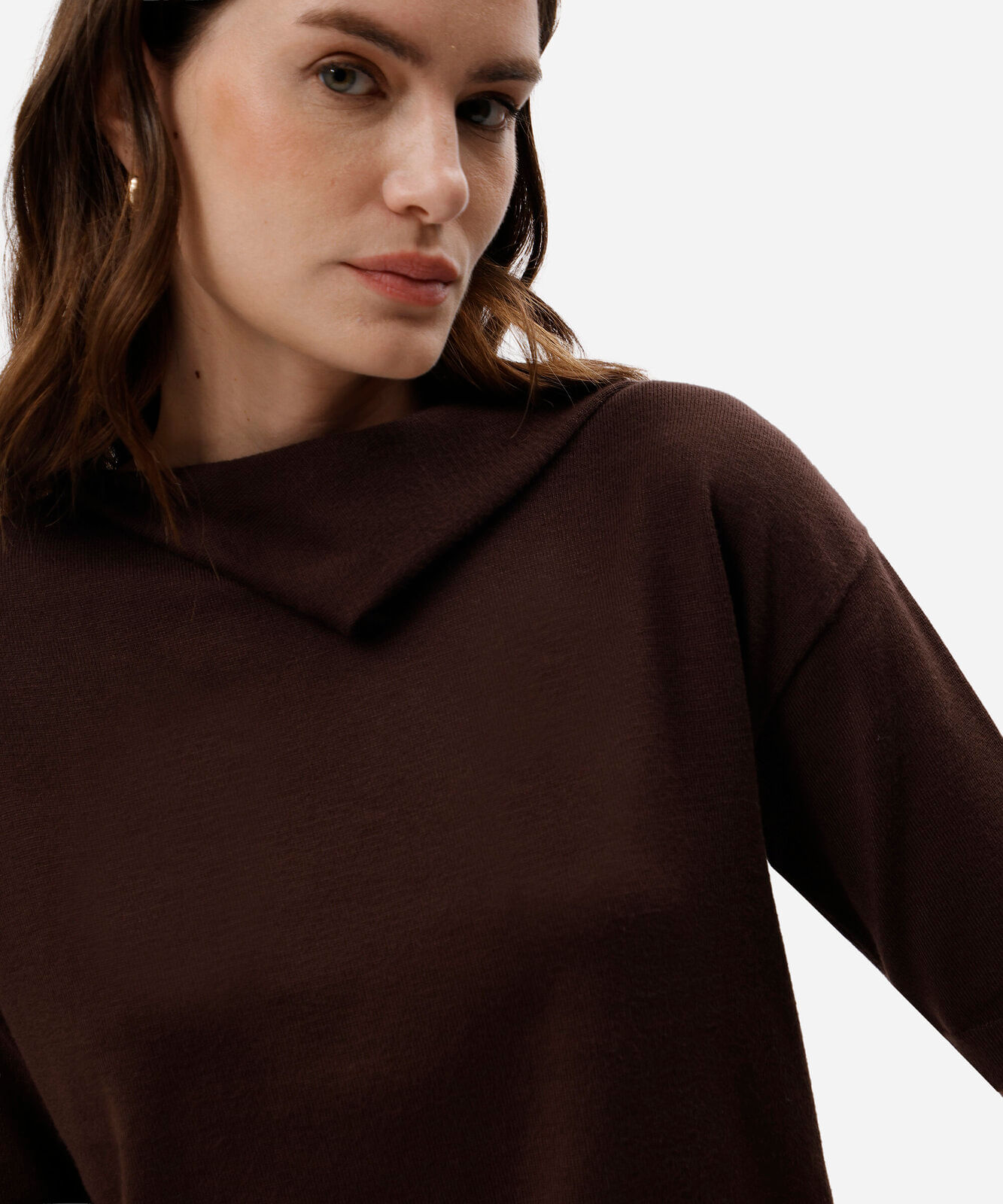 blusa feminina de tricot com gola manga curta marrom
