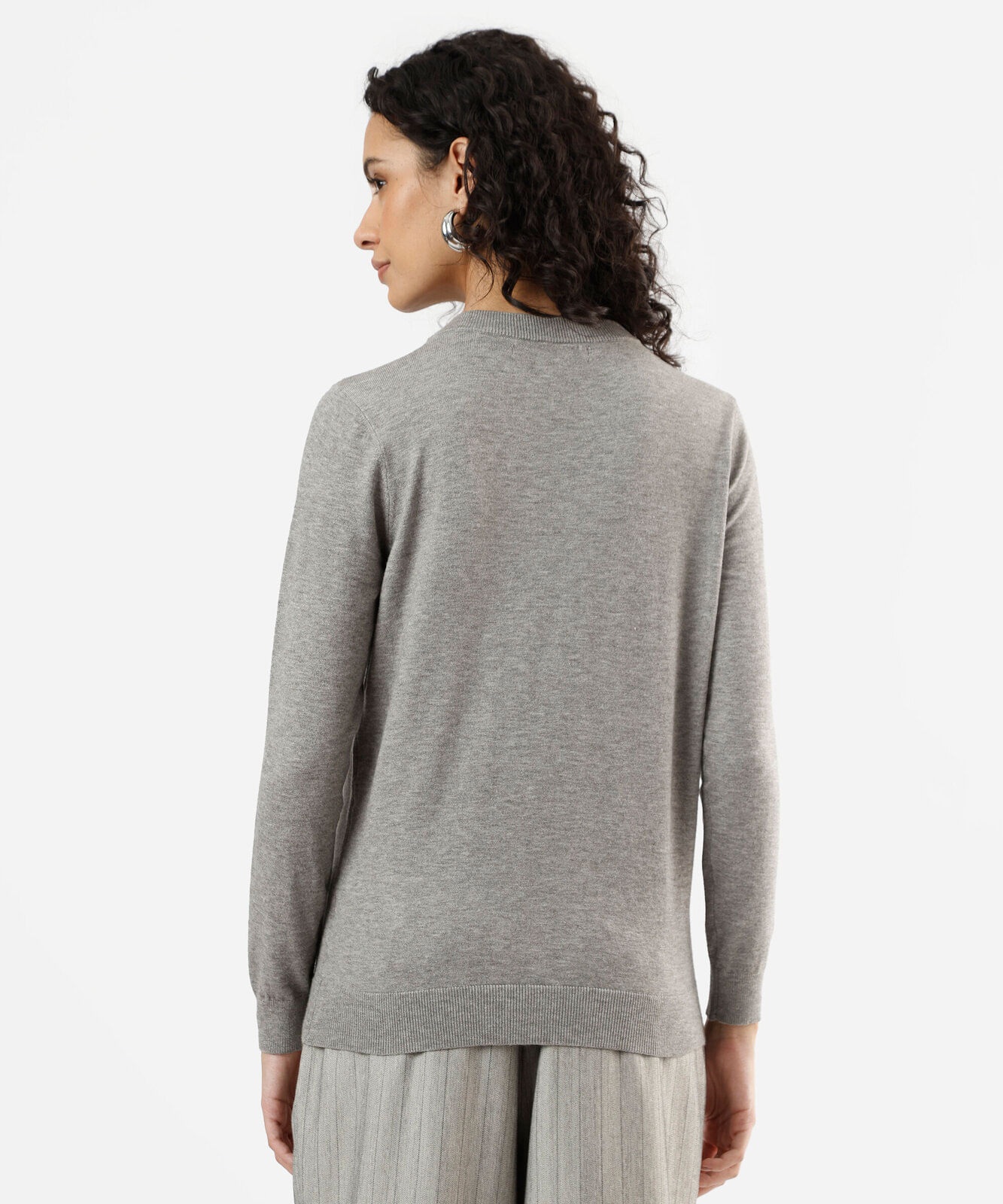 suéter feminino de tricot com brilhos cinza