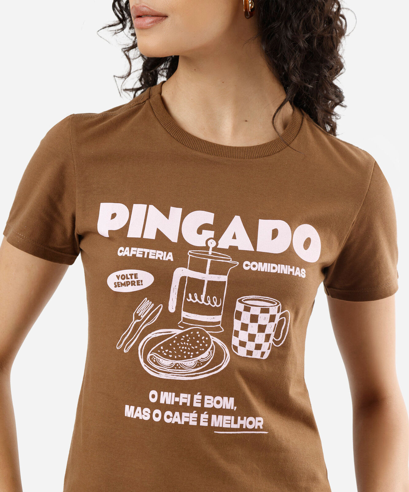 camiseta feminina de algodão manga curta estampada marrom