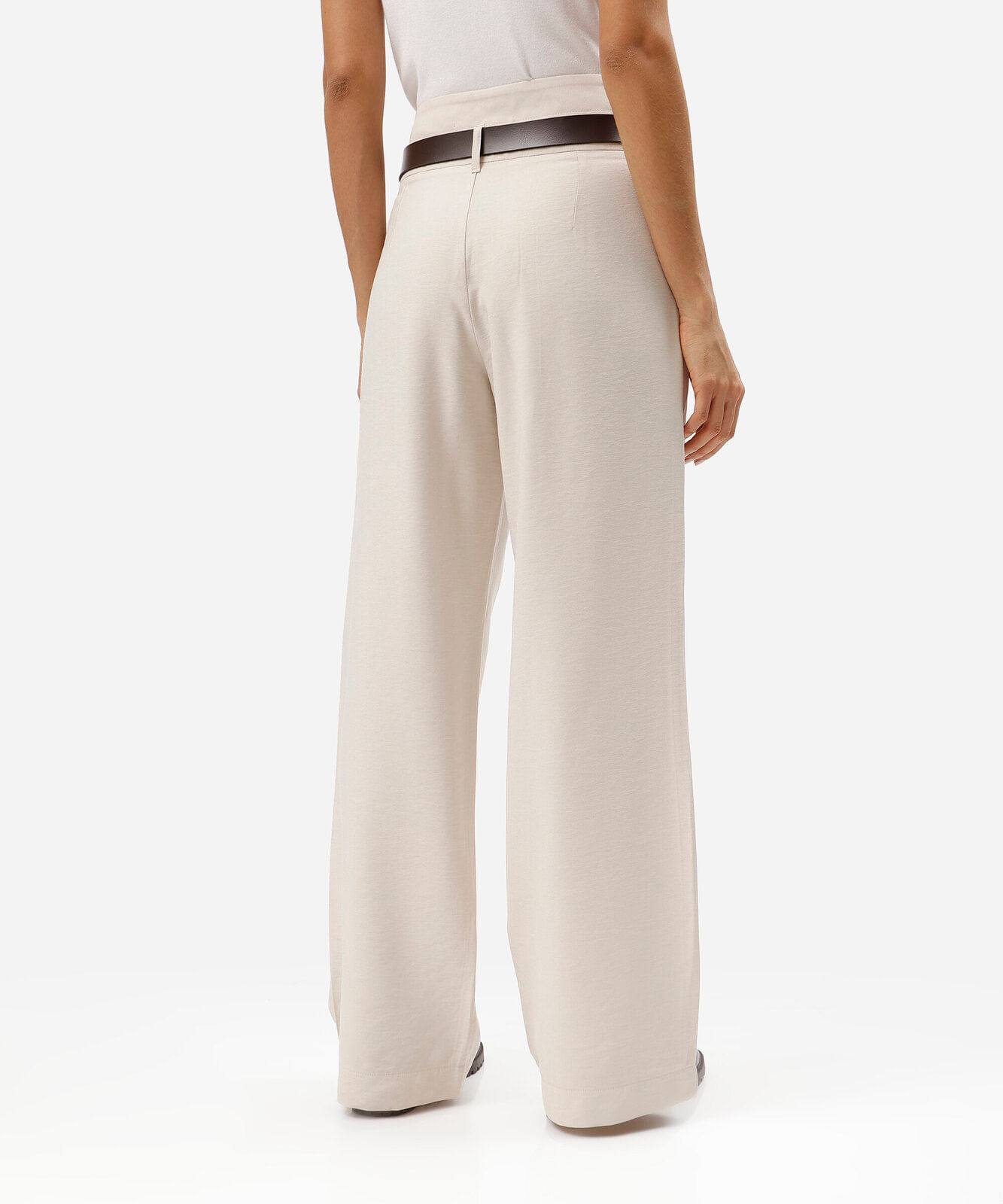 calça wide leg de alfaiataria feminina com cinto bege