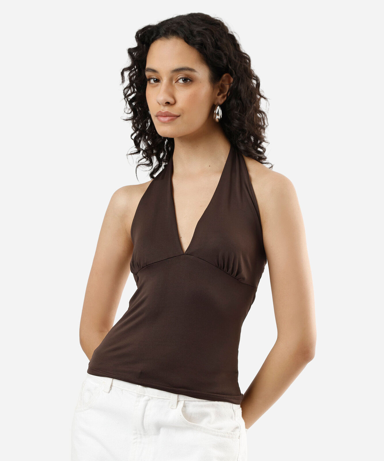 blusa frente única feminina com franzido marrom