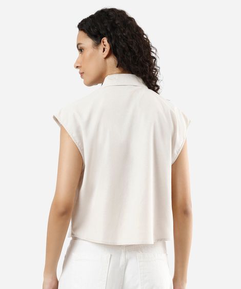 camisa feminina com algodão e recortes bege
