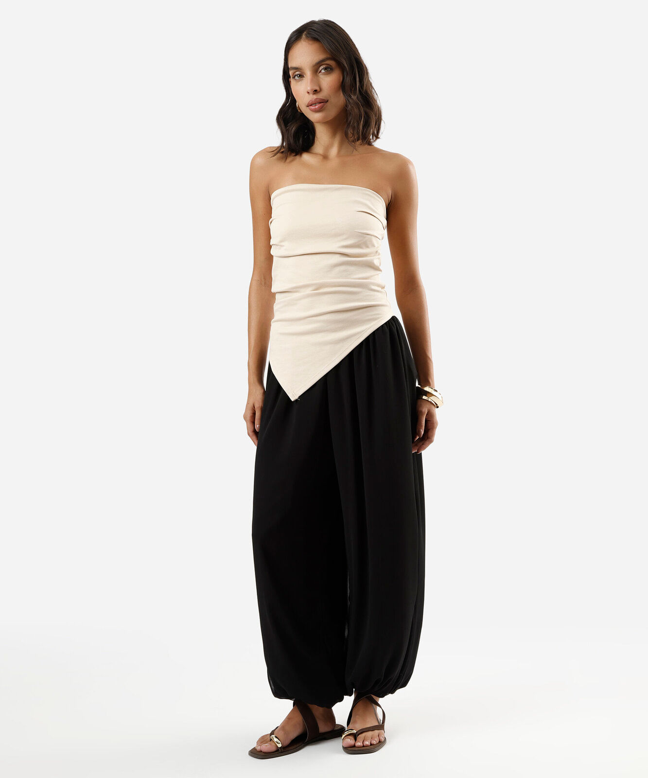 blusa sem alça feminina com viscose franzida bege