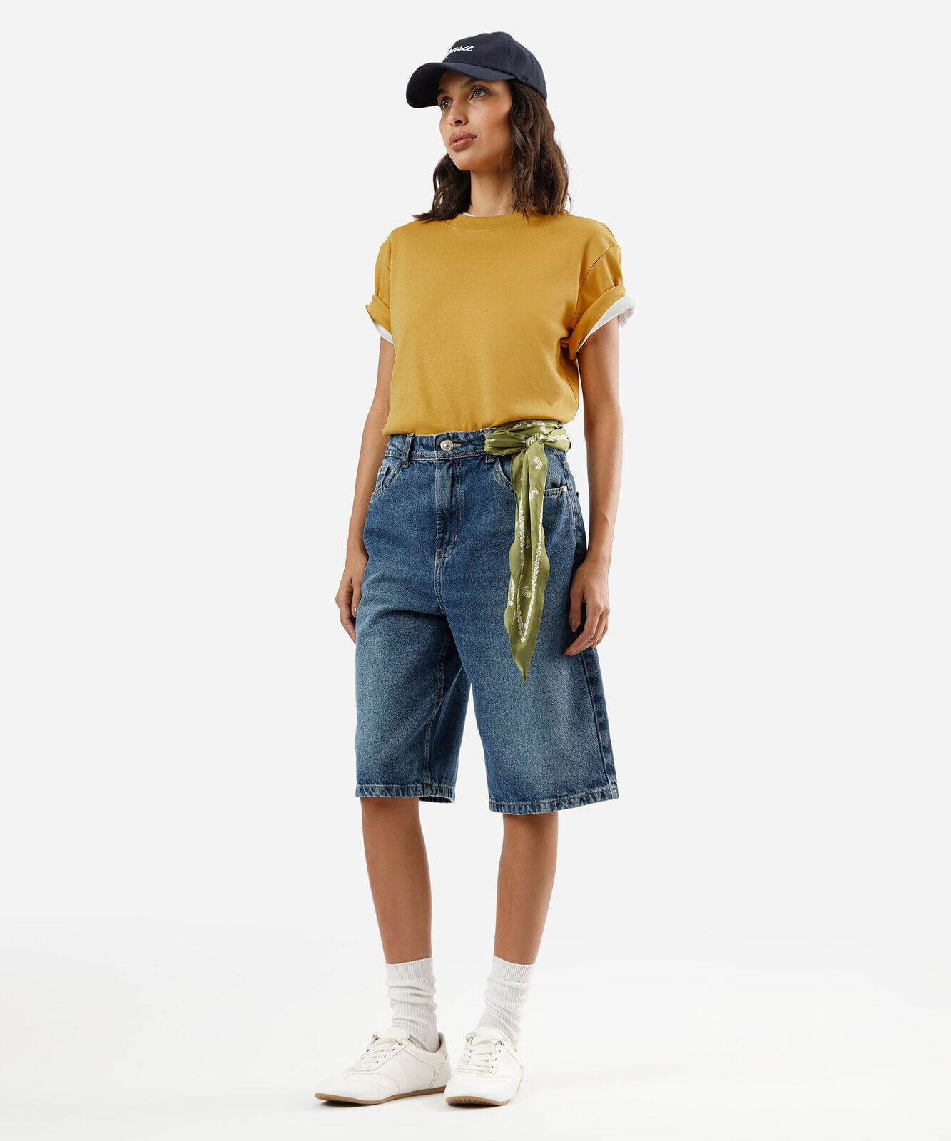 camiseta básica feminina de algodão peruano oversized com fendas amarela