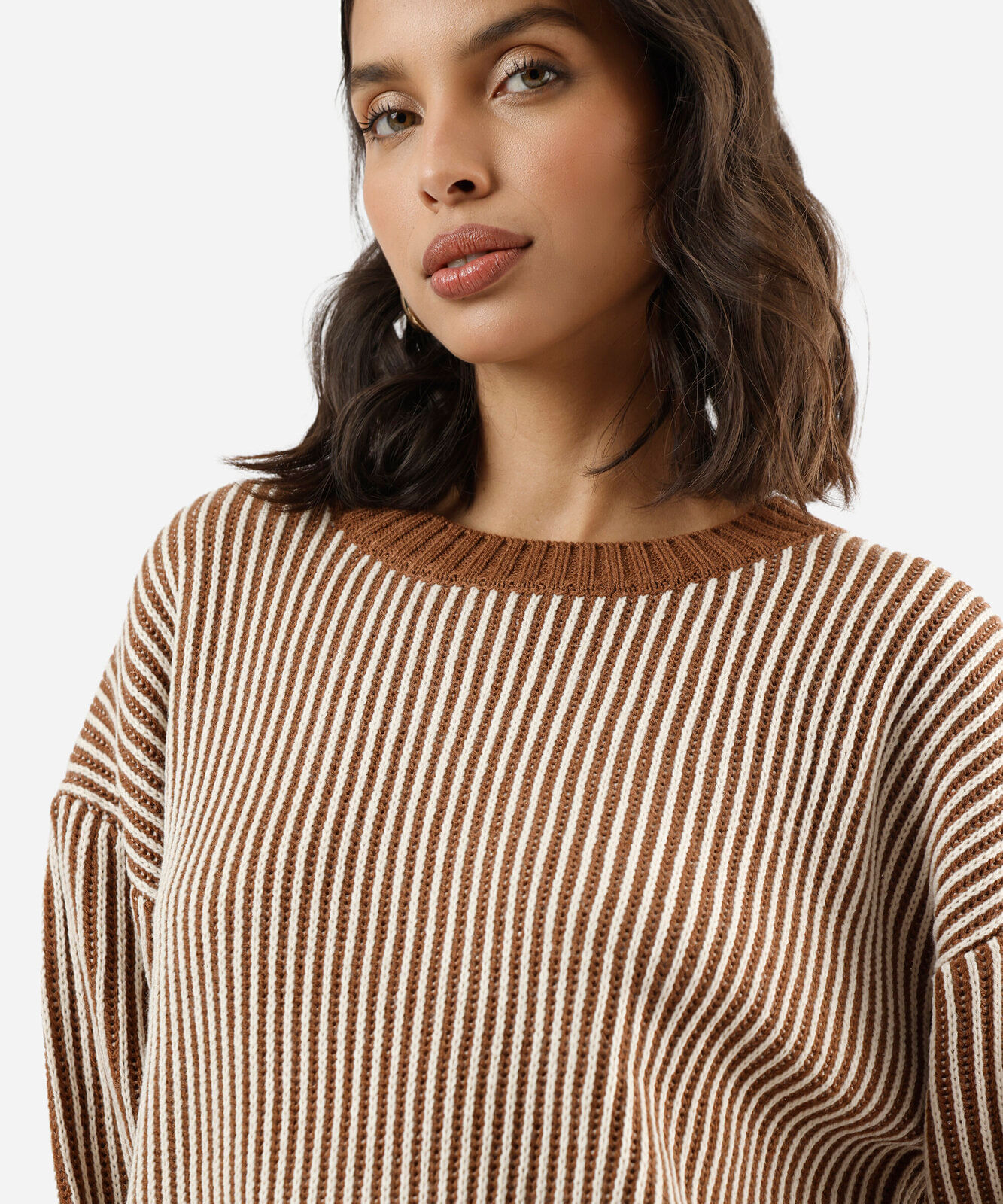 suéter feminino de tricot  manga bufante listrado marrom