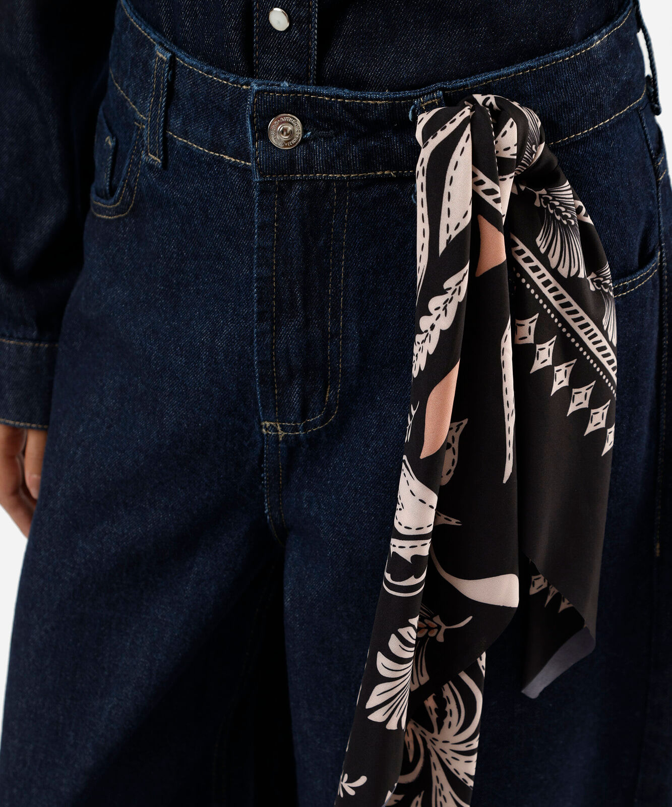 calça baggy cropped feminina jeans com lenço azul