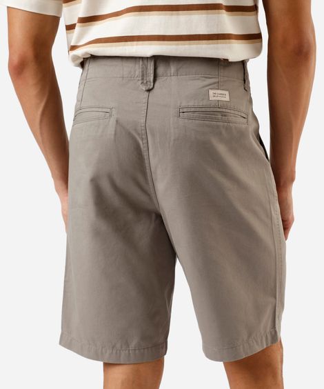 bermuda masculina reta chino cinza