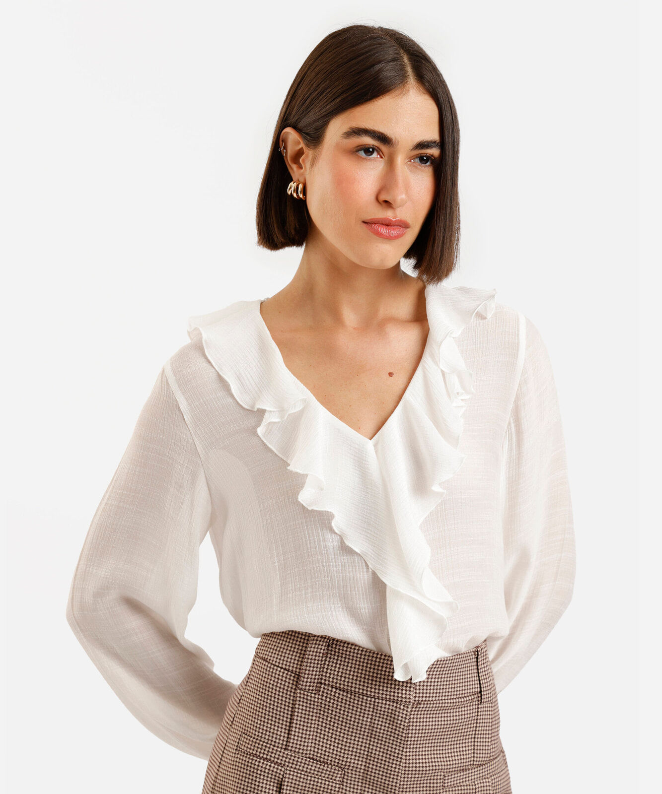 bata feminina  com viscose e babados off white