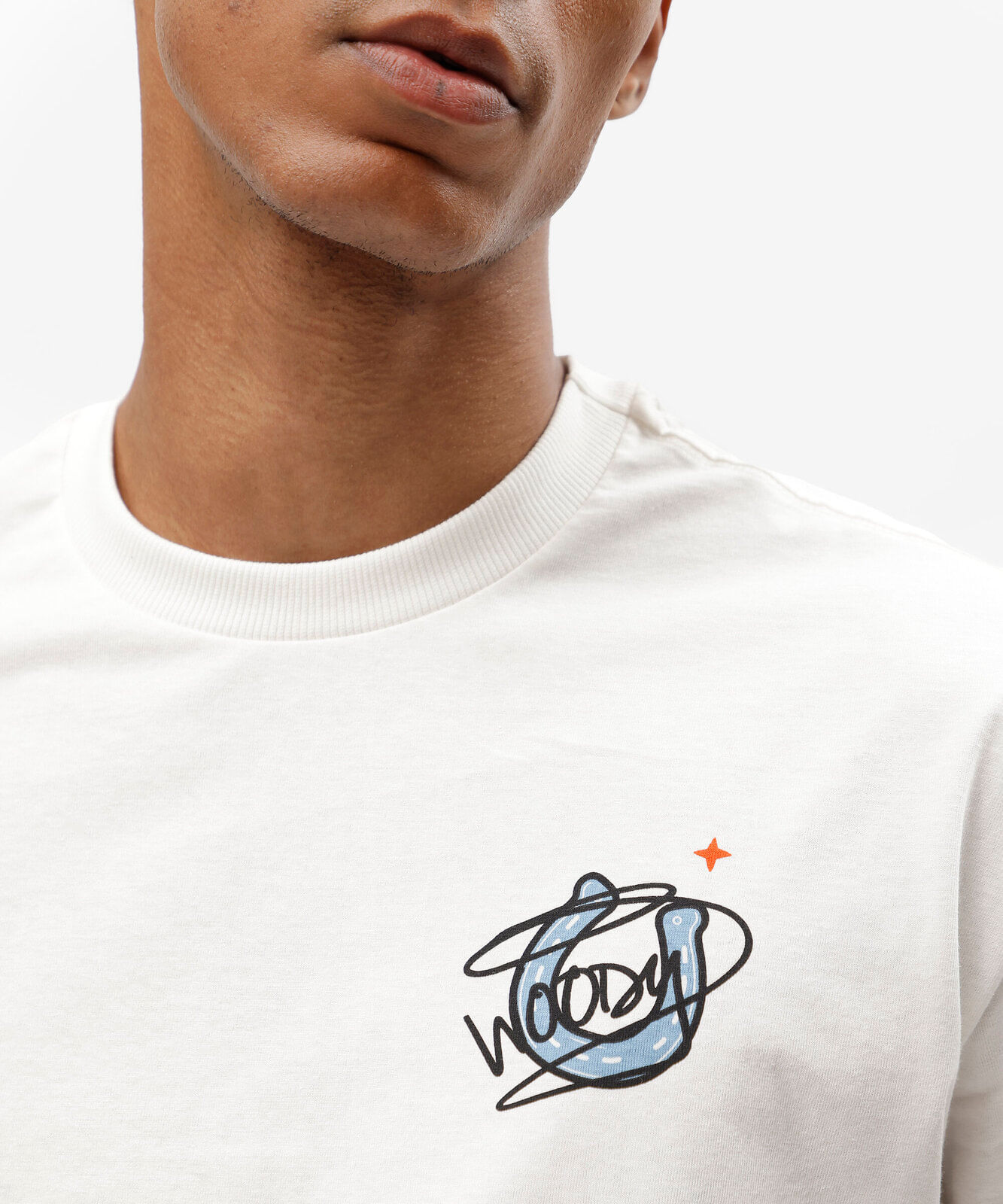 camiseta masculina de algodão manga curta woody toy story off white
