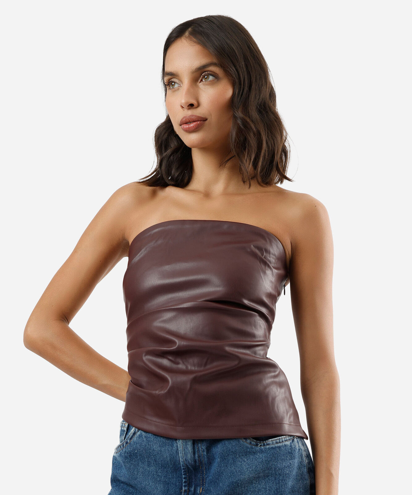 blusa sem alça feminina de pu com pregas vinho
