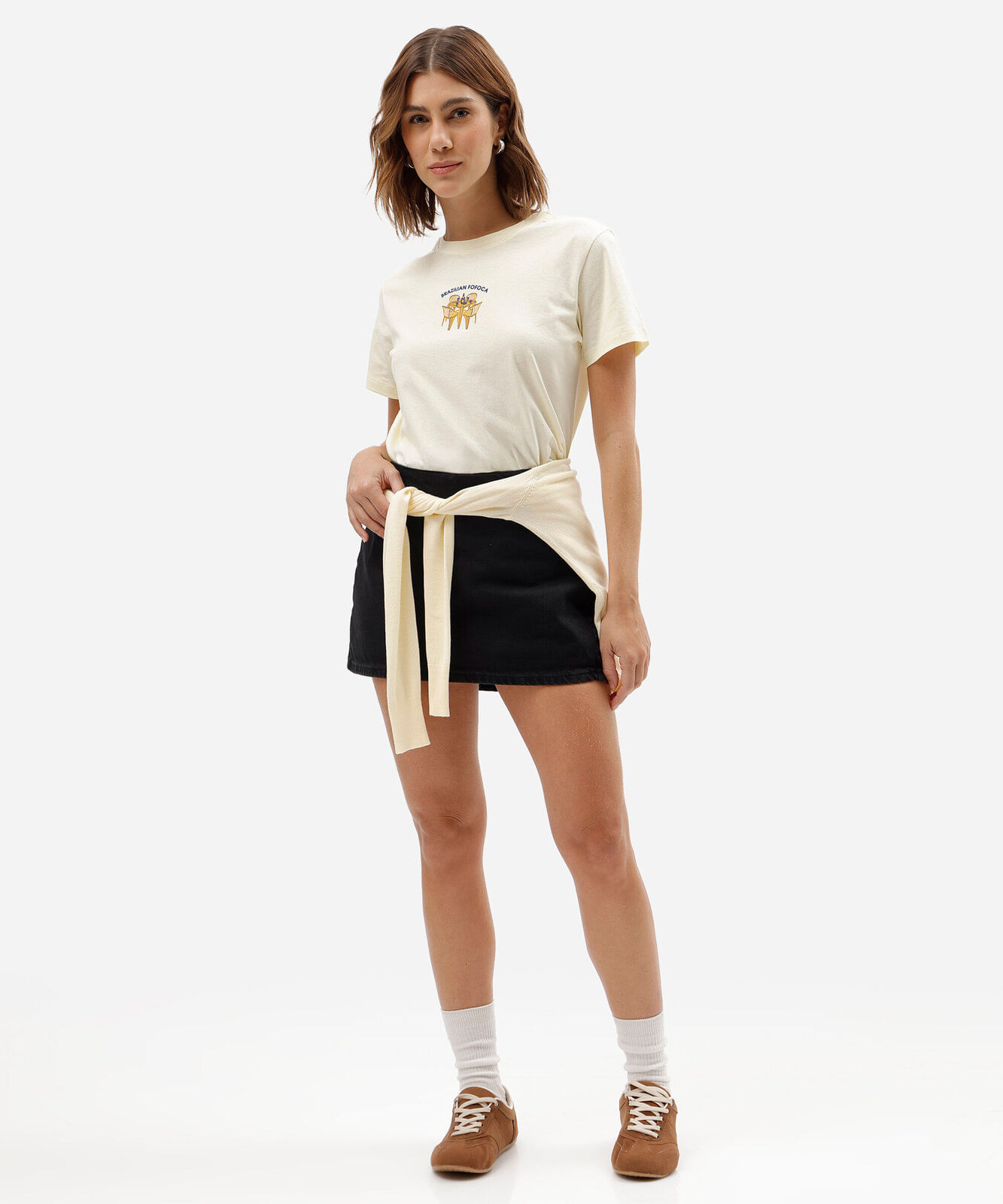 camiseta feminina de algodão manga curta estampada bege