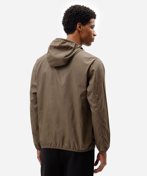 jaqueta esportiva masculina com capuz marrom