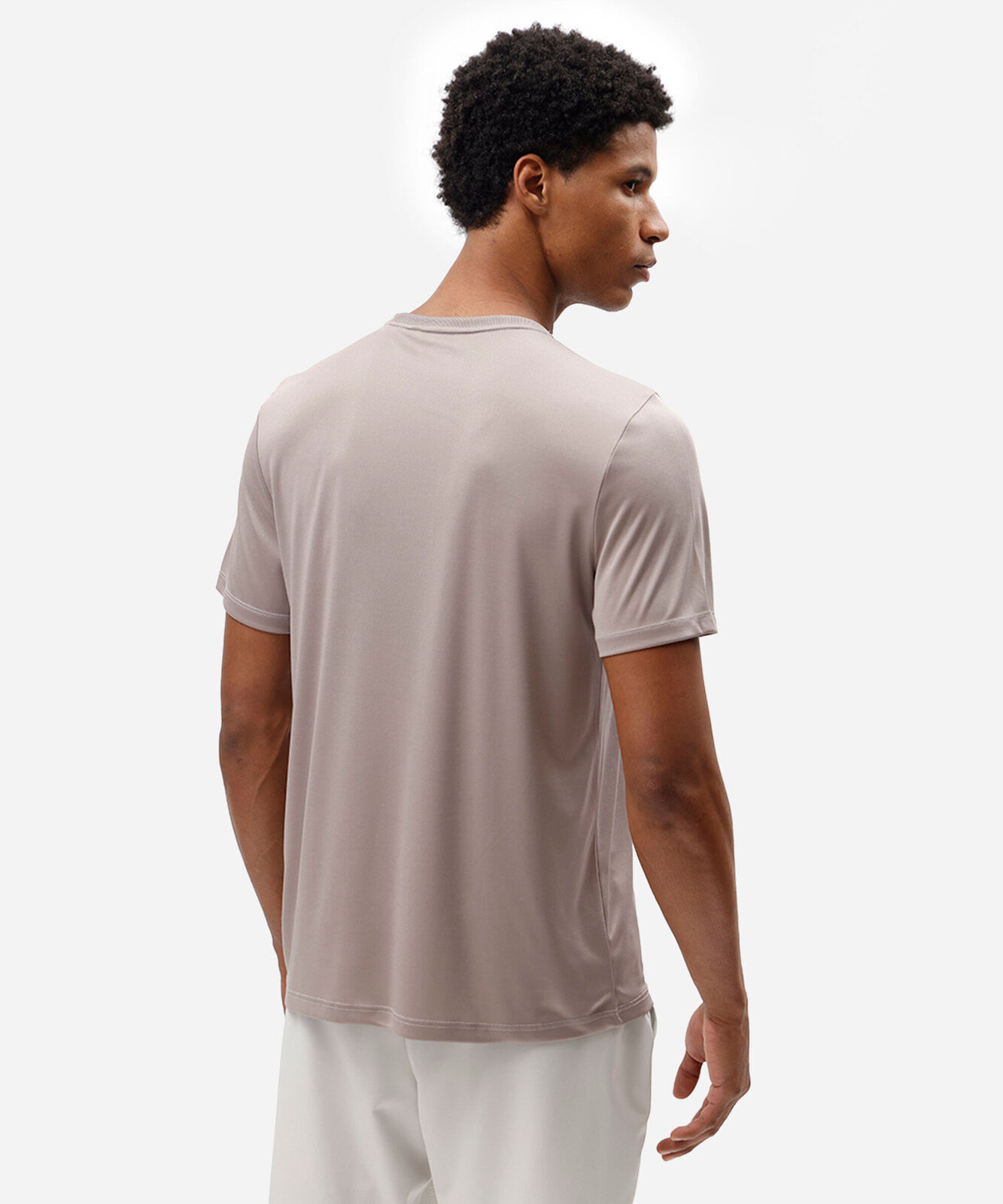 camiseta esportiva masculina manga curta estampada cinza