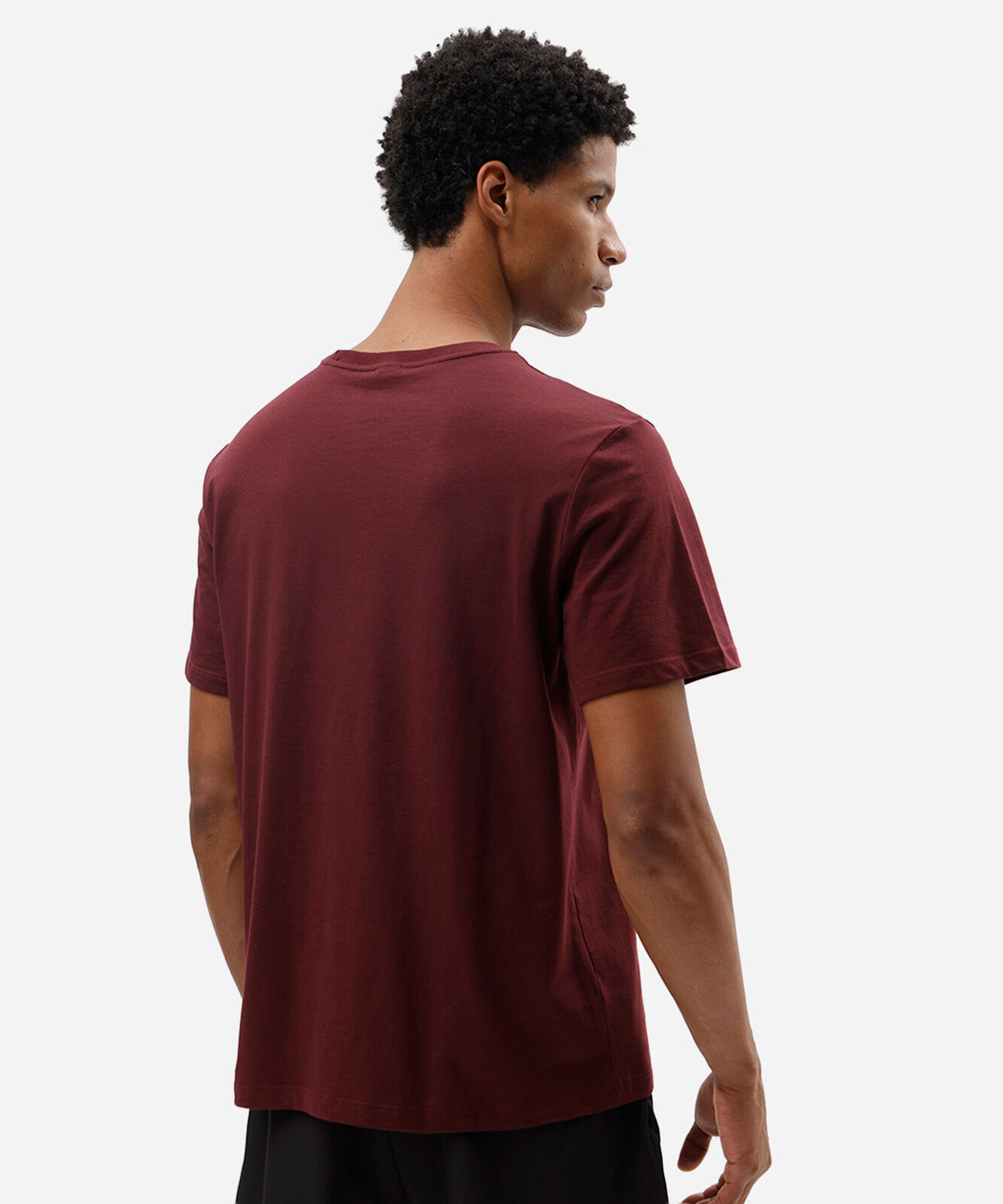 camiseta esportiva masculina manga curta estampada vinho