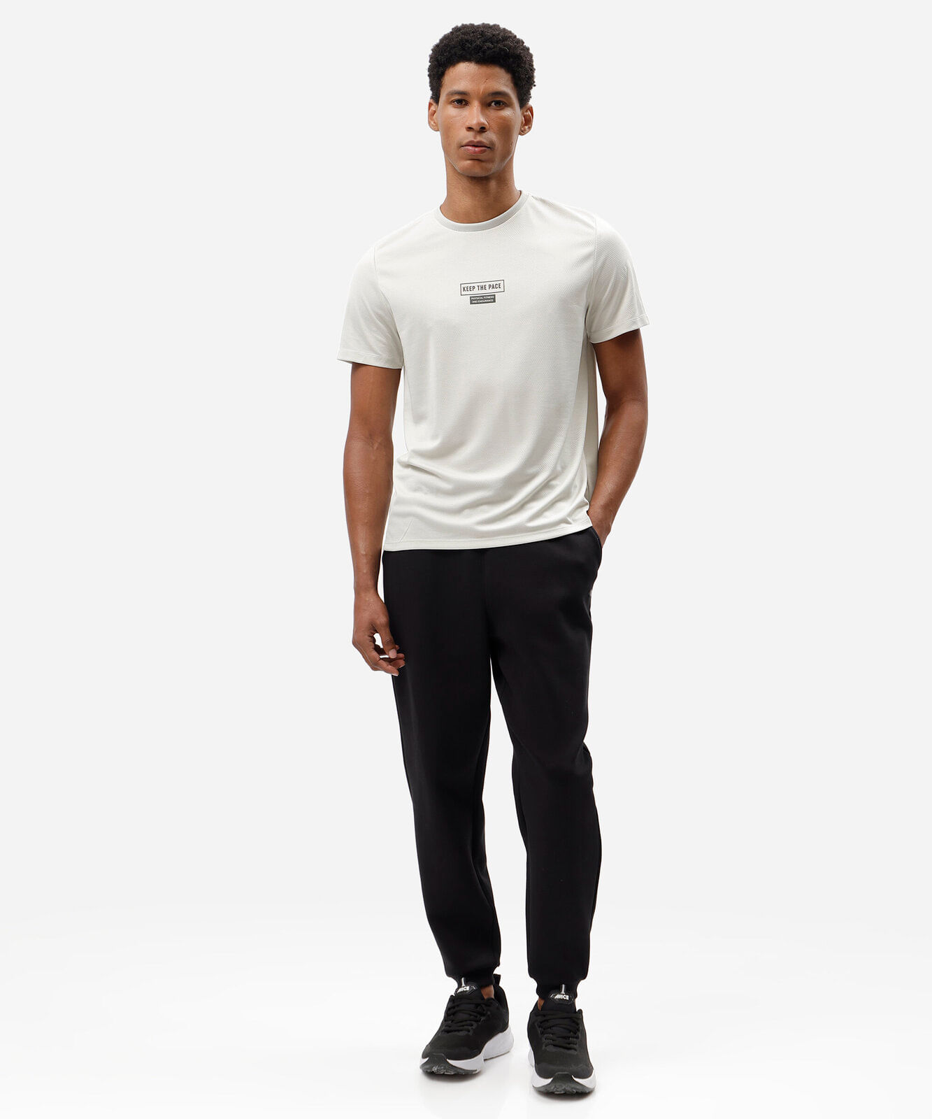 camiseta esportiva masculina manga curta estampada cinza
