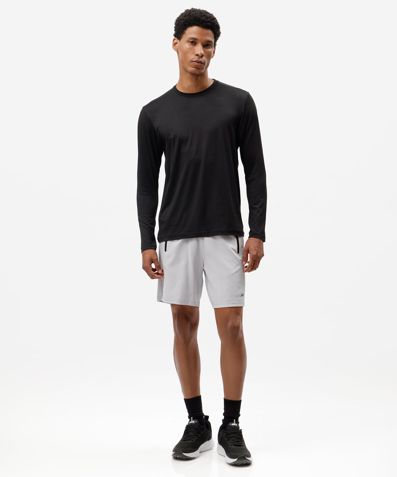 camiseta esportiva masculina manga longa preta