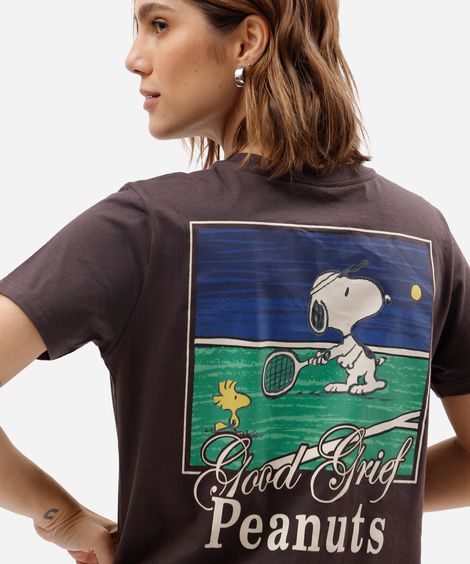 camiseta feminina de algodão manga curta snoppy marrom
